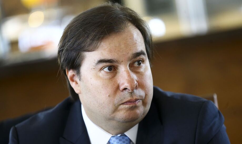 O presidente da Câmara, Rodrigo Maia (DEM-RJ), disse que a decisão da Agência Nacional de Vigilância Sanitária