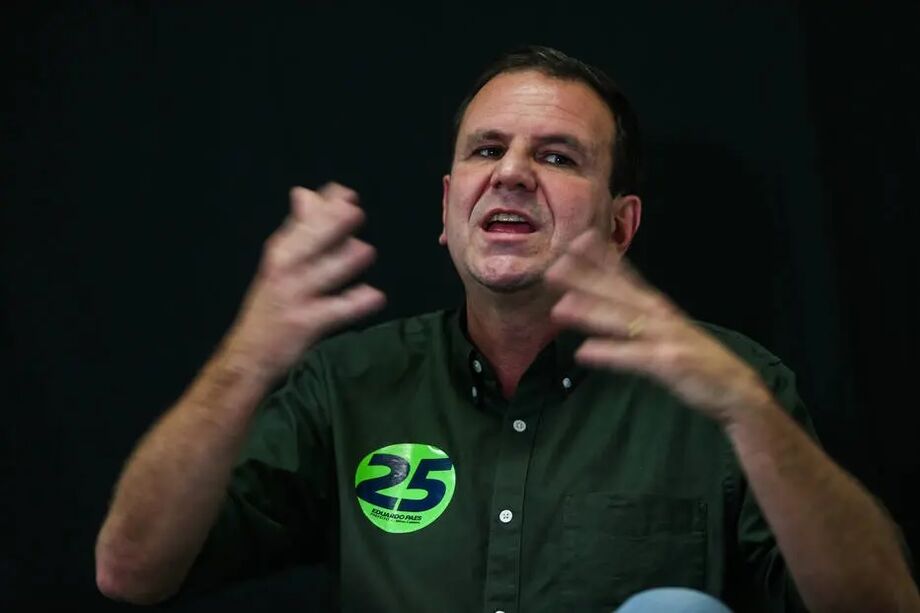 Eduardo Paes (DEM) durante entrevista ao Estadão, em seu comitê de campanha