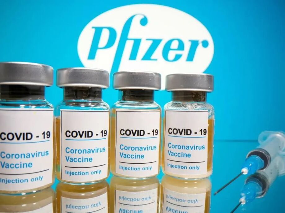 A Comissão Europeia informou nesta segunda-feira, 21, que concedeu autorização condicional para a distribuição da vacina para o coronavírus desenvolvida pela Pfizer, em parceria com a BioNTech
