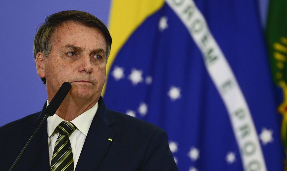 Rede vai ao STF para que Bolsonaro faça relatório semanal sobre compra de vacinas
