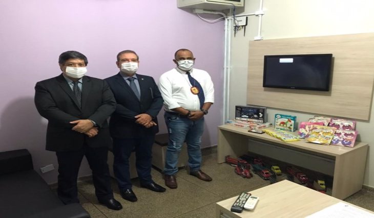 A Delegacia de Polícia Civil de Terenos agora conta com uma sala exclusiva para atendimento humanizado voltado crianças, adolescentes e mulheres vítimas de violência doméstica e sexual