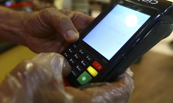 Pequenos empresários interessados em crédito têm até o dia 31 de dezembro para solicitar a PEAC Maquininhas