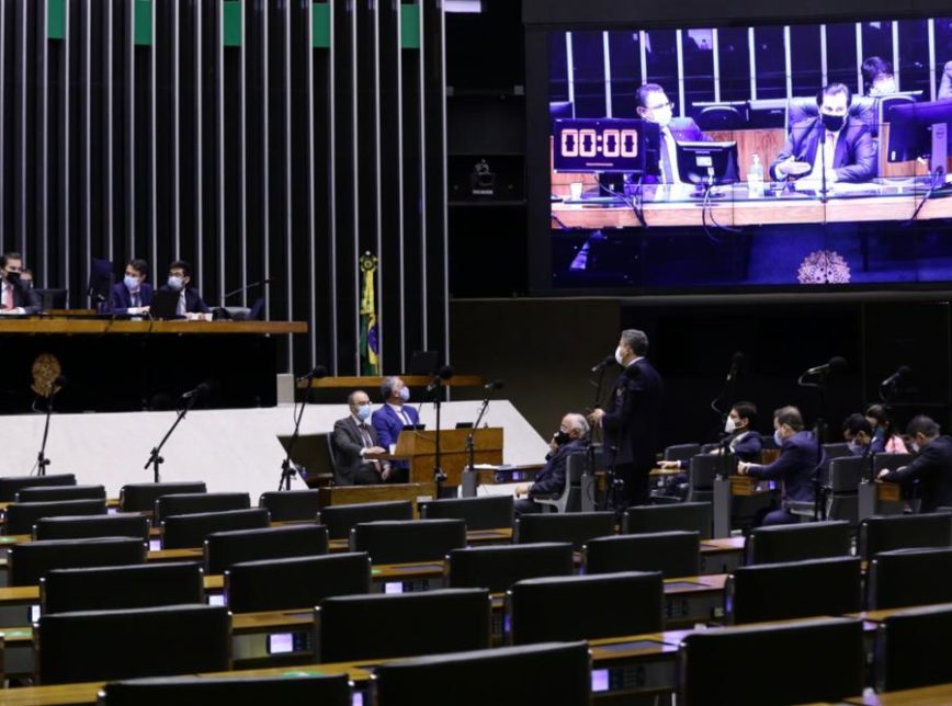 A Câmara dos Deputados concluiu a votação da Medida Provisória 998/2020, sobre o setor elétrico