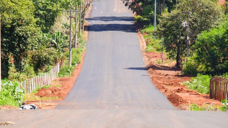 Falta agora a construção do meio fio e sinalização viária