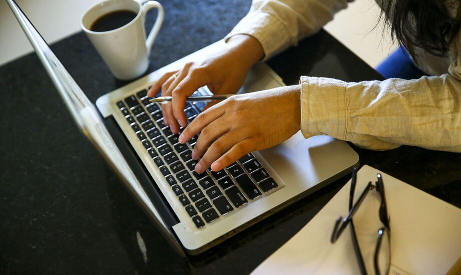 Pandemia dá impulso ao comércio online