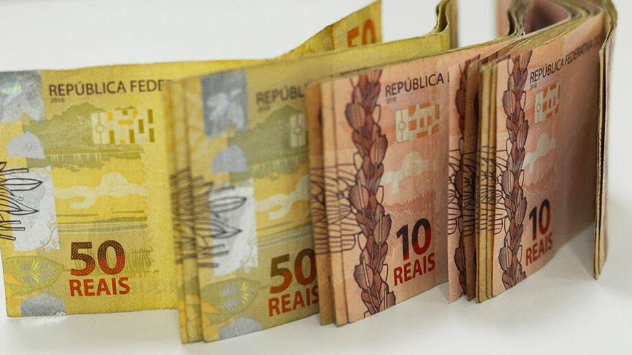 O salário que era R$ 1.045, saltou para R$ 1.100