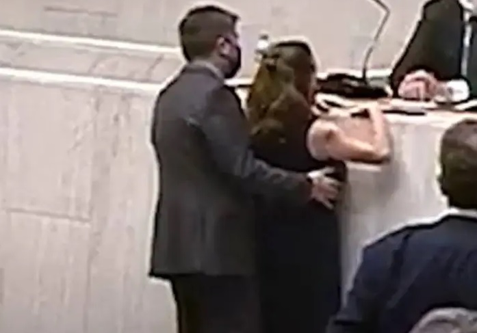Trecho do vídeo exibido em plenário