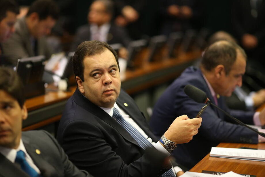 O deputado Elmar Nascimento (DEM-BA); parlamentar, que votou a favor da reforma da Previdência, pode direcionar R$ 78,5 milhões para seu reduto eleitoral