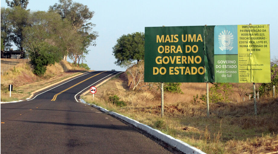 Programa Governo Presente garante investimentos de R$ 2 bilhões em obras de infraestrutura urbana e rural.