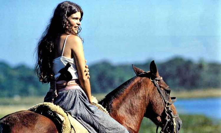 Christiana Oliveira interpretando a eterna Juma Marruá