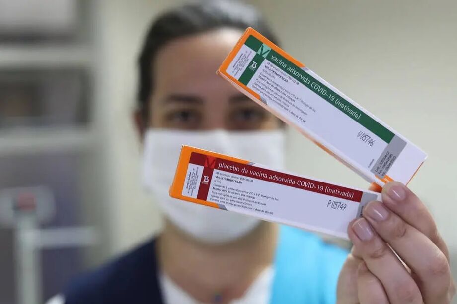 Coronavac, vacina desenvolvida em parceria com a farmacêutica chinesa Sinovac
