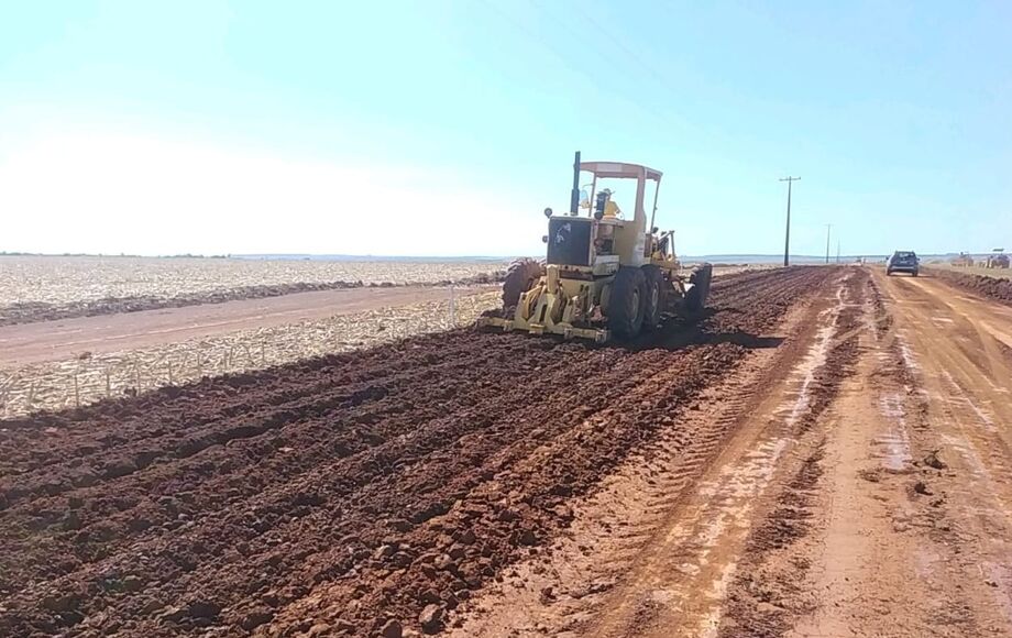 Obra de implantação e pavimentação entre Aral Moreira e Coronel Sapucaia