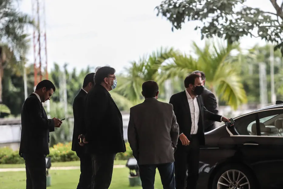 Grupo de deputado se reúne com o presidente Jair Bolsonaro nesta quarta-feira no Palácio do Planalto
