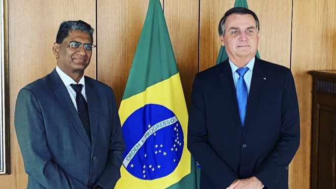 Presidente Jair Bolsonaro e o ministro indiano, Suresh K. Reddy