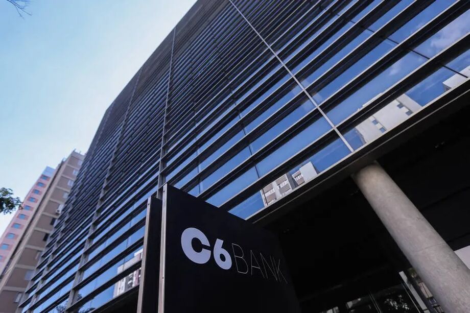 C6 Bank foi multado em R$ 7 milhões, por práticas abusivas relacionadas a operações de crédito consignado