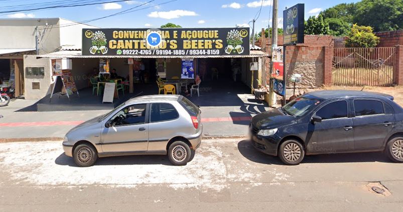 O crime aconteceu em frente a conveniência