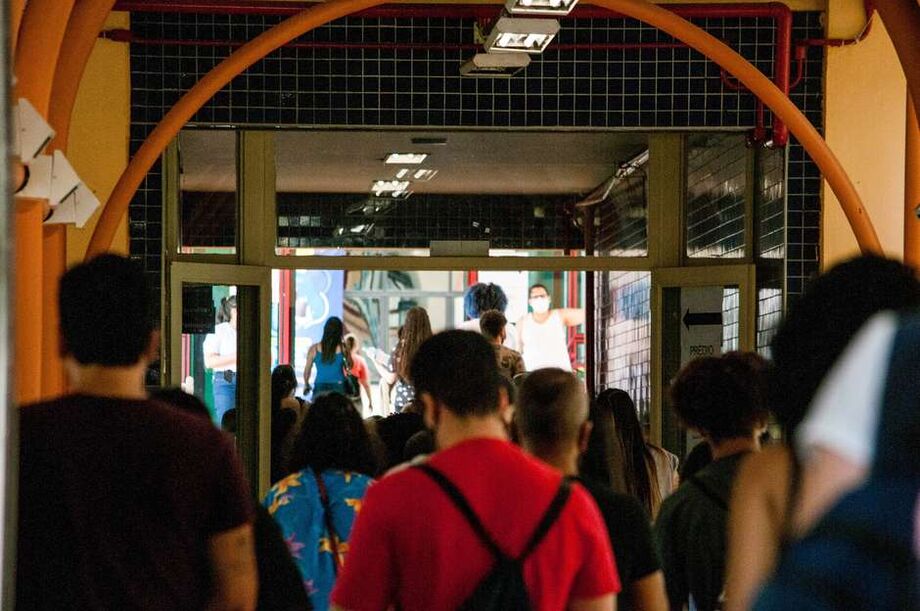 Movimentação de candidatos na Universidade Unip, na Barra Funda, zona oeste da capital paulista