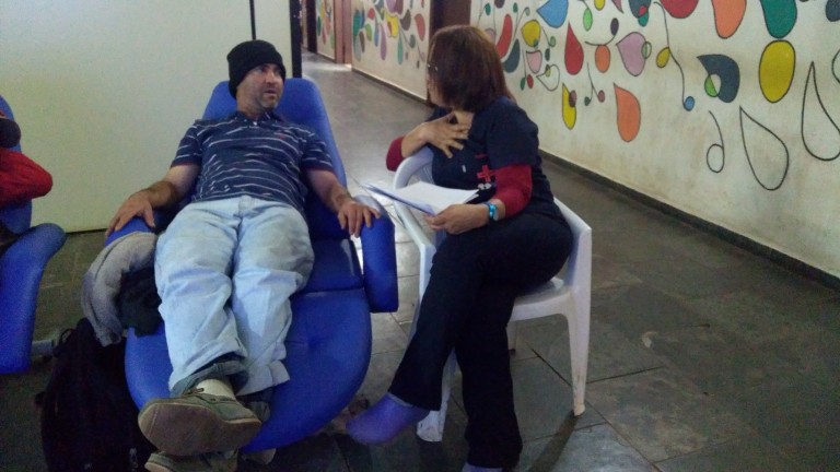 Estão previstas no edital 80 vagas, sendo 64 de ampla concorrência, 8 para candidatos negros, 4 para índios e 4 para PCD