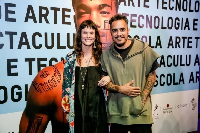 Luiza Machado e Marcelo D2 no leilão beneficente 20 Anos de Spetaculu, no MAM-RJ