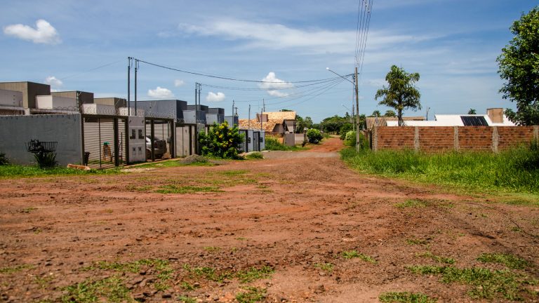 Prefeitura garante R$ 9,3 milhões para asfalto em 3 bairros e construção de ponte de concreto