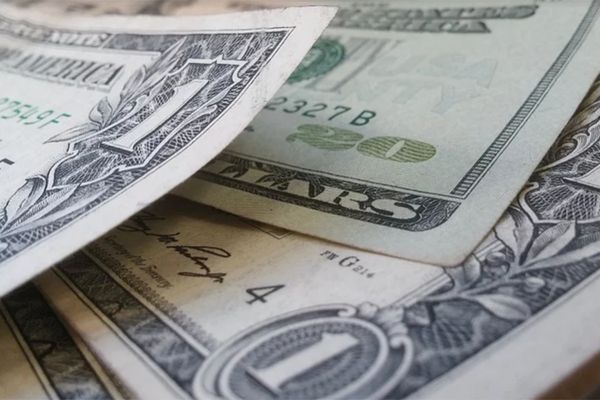 Dólar voltou a subir