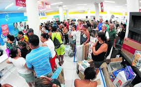 Queda no varejo interrompe seis meses de altas, quando acumulou avanço de 32,2%