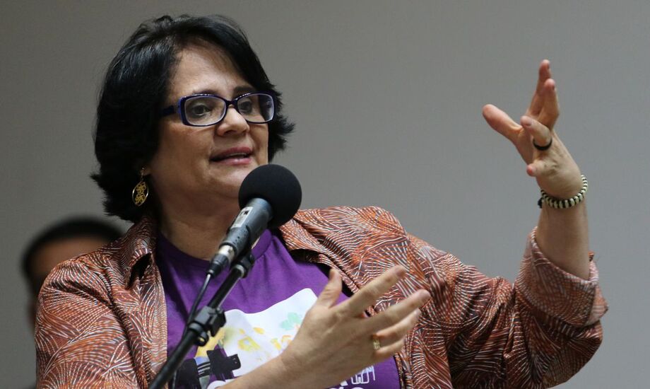 Damares Alves, a ministra da Mulher, da Família e dos Direitos Humanos