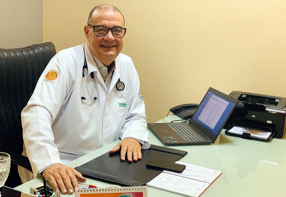 O médico-pneumologista Ronaldo Perches Queiroz