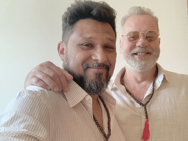 Luiz Fernando Guimarães e o marido Adriano Medeiros