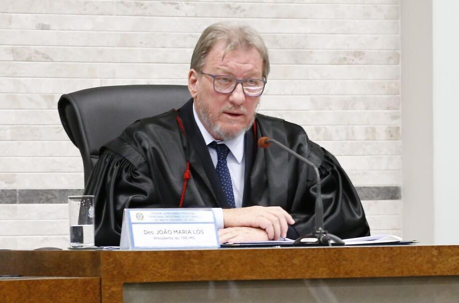 O desembargador João Maria Lós