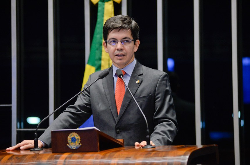 Líder do Partido Rede Sustentabilidade, Randolfe Rodrigues