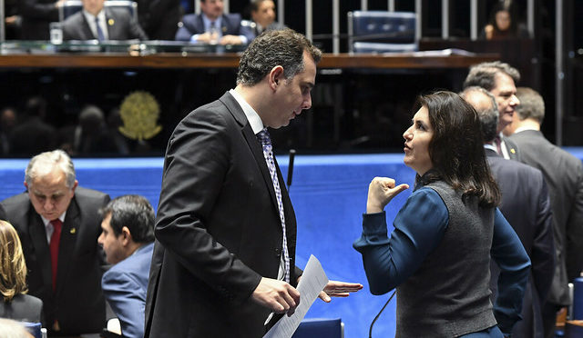 Rodrigo Pacheco (DEM-MG) e Simone Tebet (MDB-MS)