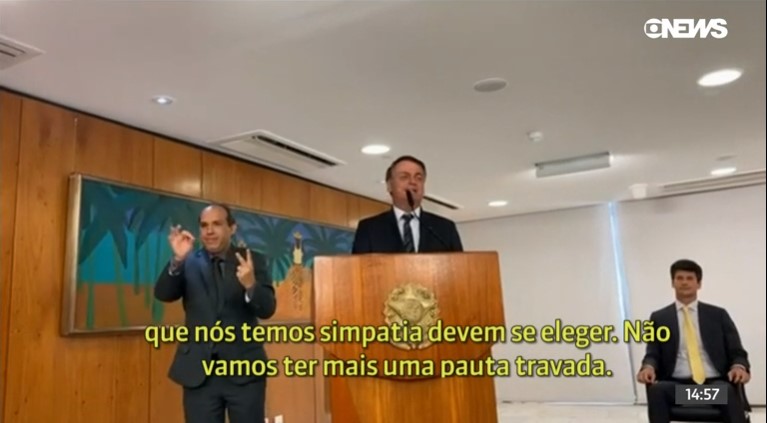 Em evento com atletas, Jair Bolsonaro sugere recriar o Ministério do Esporte