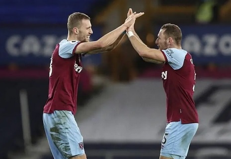 West Ham marca no fim e encerra série invicta do Everton no Campeonato Inglês