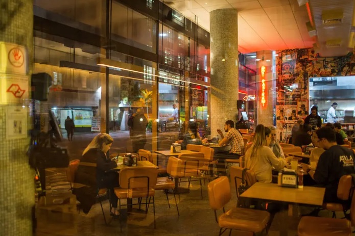 Associação de restaurantes diz que restrições em SP são insuportáveis