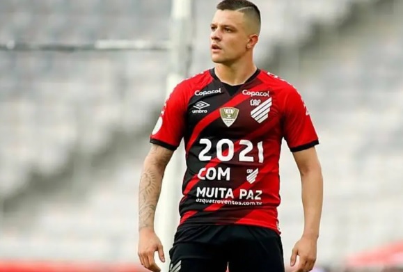 Renato Kayzer marcou o gol da vitória do Athletico-PR sobre o Flamengo