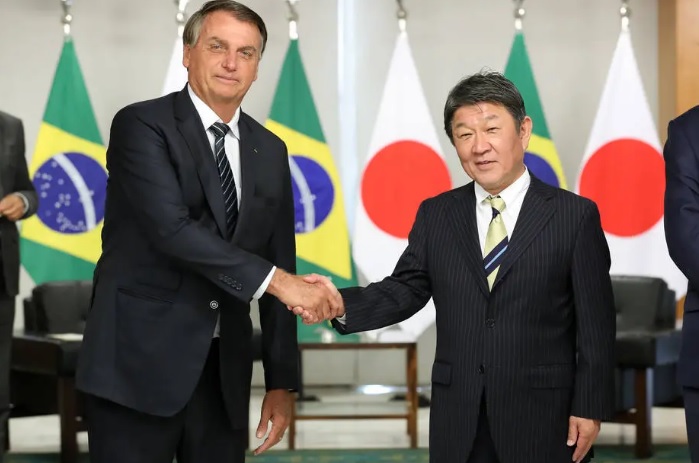 Ministro de Negócios Estrangeiros japonês foi recebido no Palácio do Planalto por Jair Bolsonaro