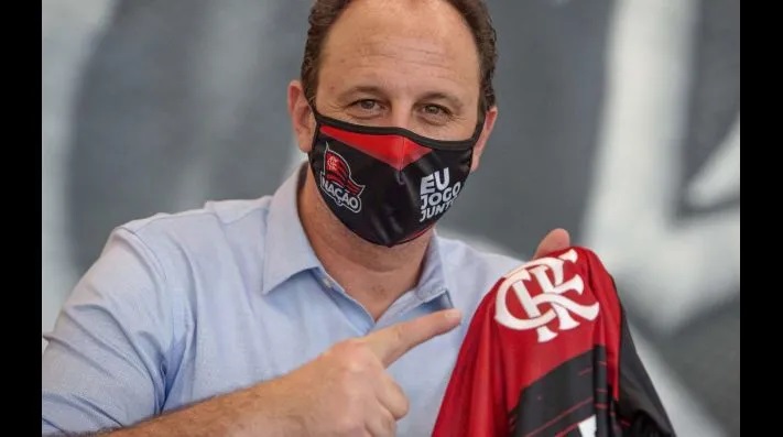 Jogando em Brasília, o time de Rogério Ceni dominou as ações diante do Palmeiras, finalista da Libertadores e da Copa do Brasil, e derrotou o rival pelo placar de 2 a 0.