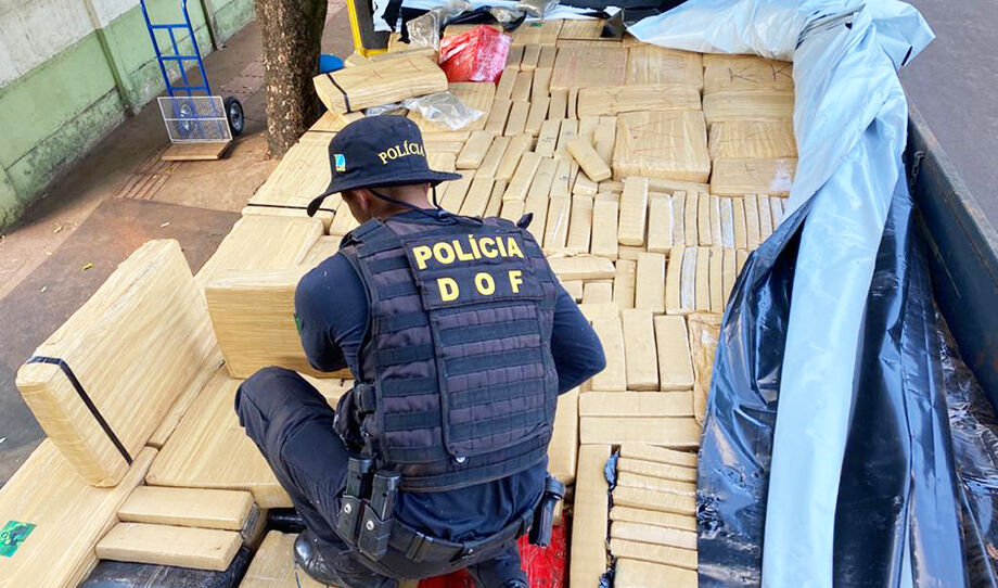 No último mês de agosto, policiais militares do DOF fizeram a maior apreensão de drogas da história do país