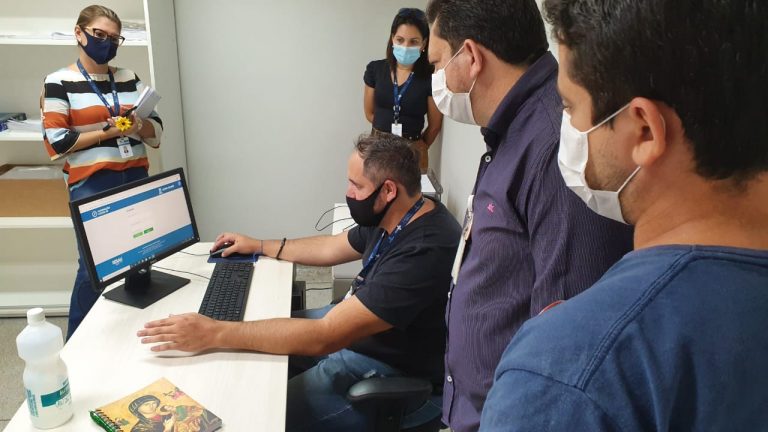Equipe da Secretaria Municipal de Saúde (Sesau) esteve na tarde desta segunda-feira (25) visitando os hospitais de Campo Grande