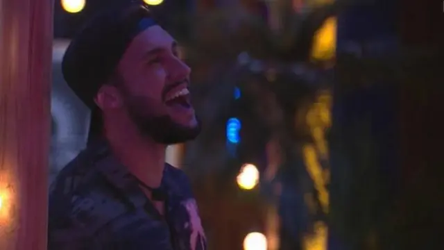 O líder Arthur se diverte na sua festa Resenha na noite desta quarta-feira, 10