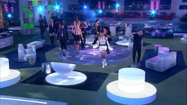 Tema de festa da líder Karol Conká, no 'BBB 21', foi alienígena