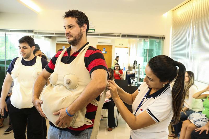 Acontece na próxima quarta-feira (24), às 18h, o curso 'Casal Grávido' na Cassems