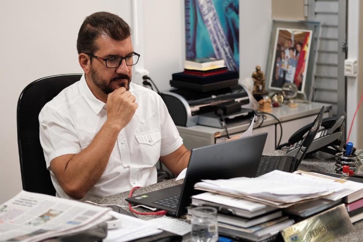 O deputado quer os profissionais da Educação no grupo prioritário para o recebimento da vacina contra a Covid-19