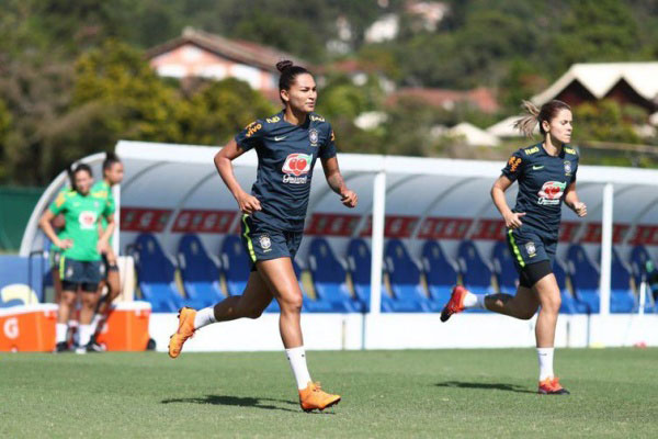 Kathellen substitui Fabi Simões em convocação da seleção feminina