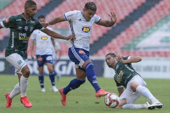 Lance da partida entre Cruzeiro e Ubelândia, no Mineirão