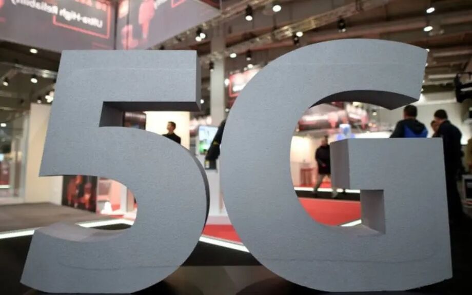 Empresas questionam exigências do governo para o leilão do 5G, mas elas não devem mudar.