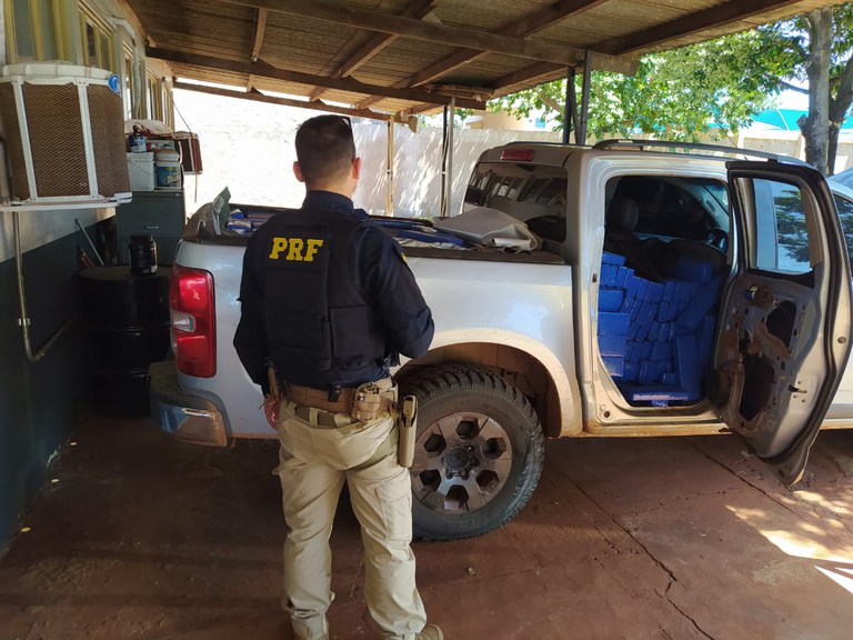 A droga e o veículo foram encaminhados para a Delegacia de Polícia Civil de Terenos