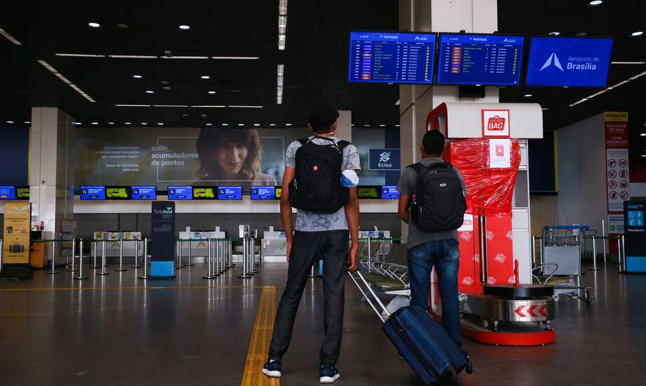 A previsão é de baixo movimento em aeroportos e rodoviárias