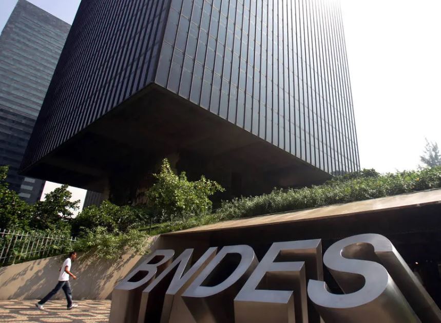 Seminário online realizado nesta quinta-feira (25) busca parcerias de outras instituições financeiras